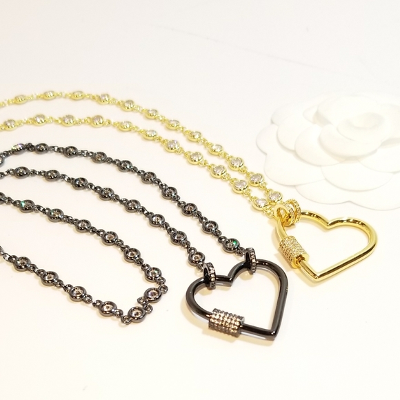 Bling Heart Carabiner Lock Pendant Charm Necklace - Picture 3 of 8